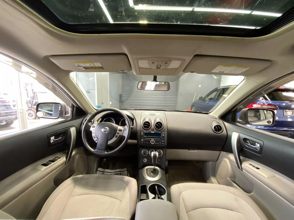 NISSAN ROGUE 2009 PIC5.jpg